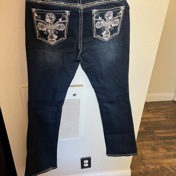 Grace NWT Rhinestone and Bejeweled Embellished Skinny Jeans 27 4 - Picture 2 of 5